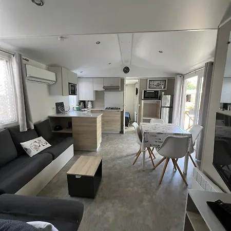 Del Mar 264, Mobile Excellence, 3 Chambres, 6 Personnes, 2 Salles De Bain, Bord De Campsite